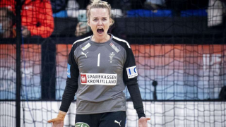 Denmark crushes Romania and advances in the World Cup.