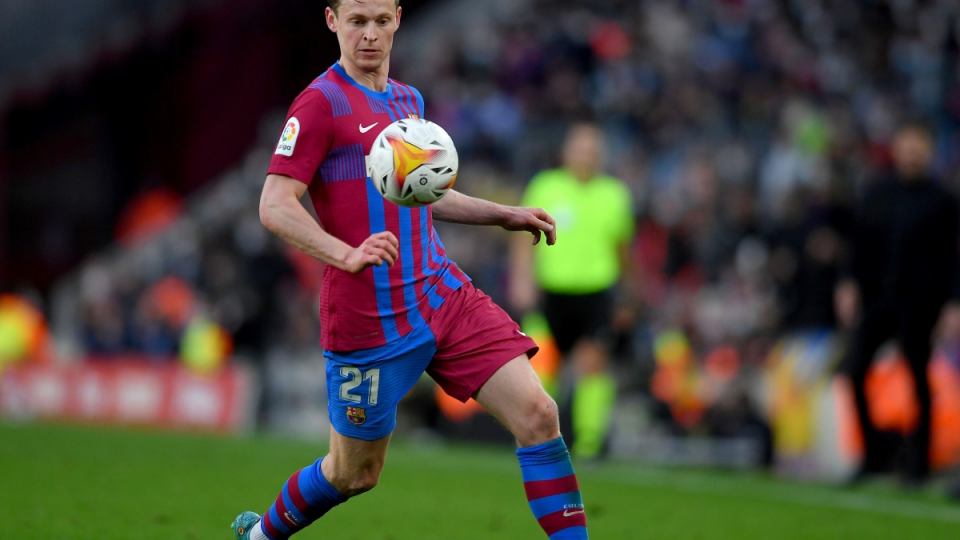 The stats that show why Manchester United are targeting Frenkie De Jong