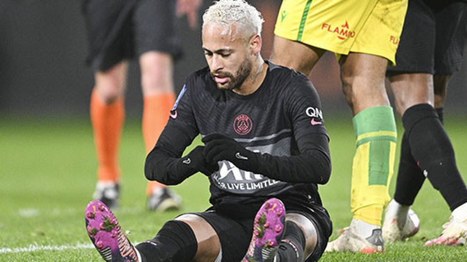 Euro weekend round-up: Man City stumble, Neymar miss, Auba hattrick