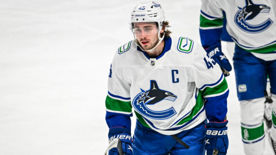 Vancouver Canucks match a 31-year-old record.