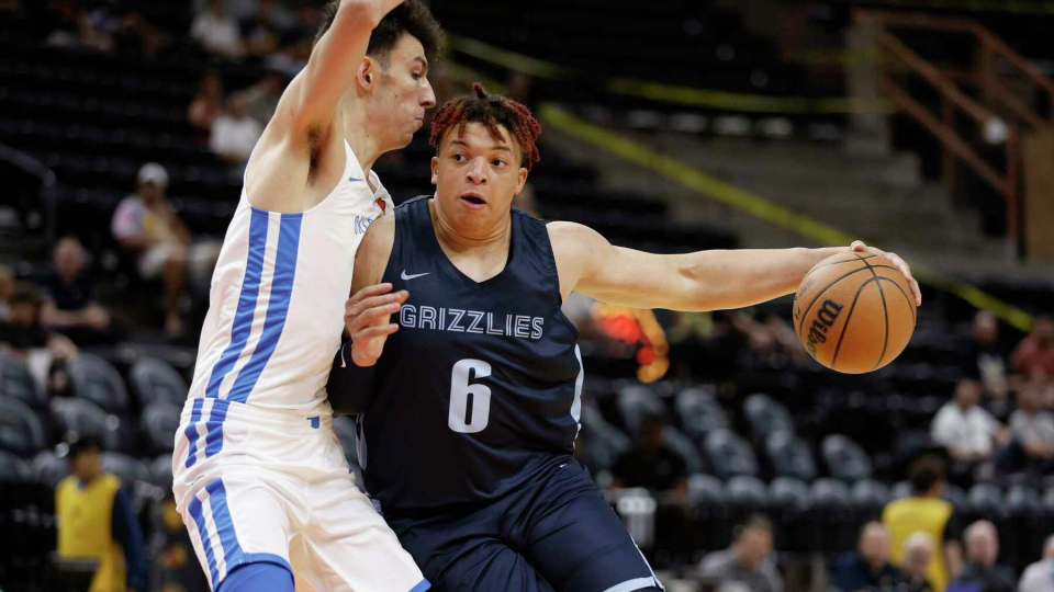 WHY ISN’T KENNETH LOFTON JR PLAYING MORE MINUTES FOR THE GRIZZLIES?
