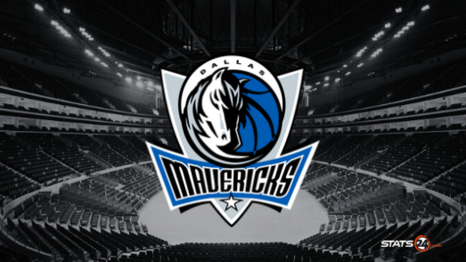 Kyrie Irving secures Mavericks' victory over Knicks.